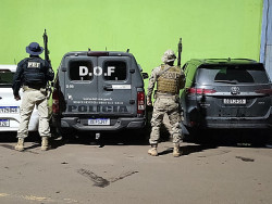 Veículo roubado em Santa Catarina é recuperado por policias do DOF