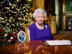 Elizabeth II, Rainha da Inglaterra, morre aos 96 anos