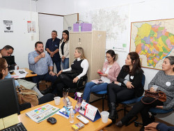 Laudir firma compromisso com a causa animal