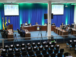Câmara faz duas sessões ordinárias na segunda-feira, 3