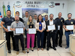 Policias Civis são agraciados com Moção após trabalho realizado