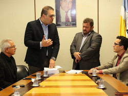 Alan entrega orçamento com R$ 1,5 bilhão para investimentos em 2023
