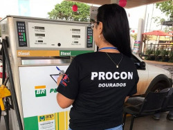 Postos de Dourados são notificados a esclarecer aumento na gasolina