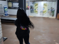 Mulher que esfaqueou vizinha em briga por som alto tem prisão decretada