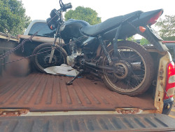 Motocicleta que seria usada para o tráfico de drogas é recuperada pela PM