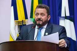 Cai veto a projeto de Laudir que beneficia famílias de baixa renda