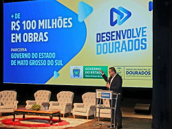 Alan anuncia pagamento de três folhas salariais em 30 dias