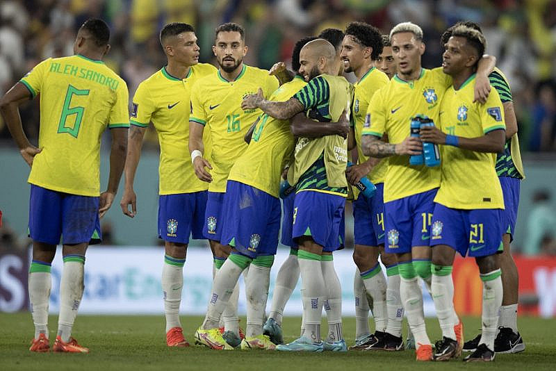 Seleção brasileira joga hoje; Confira o que abre e fecha em, joga hoje 