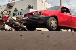 Condutor de Gol que atropelou motociclista na Marcelino não tem CNH
