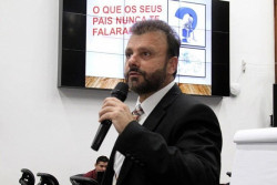 Diretor do TCE e chefe de gabinete também foram afastados