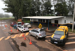 Polícia apreende cinco veículos carregados com produtos de contrabando e descaminho (Imagem: Divulgação)