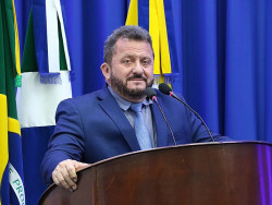 Laudir cobra manutenção no ceper do II Plano e serviços nos bairros