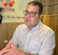 Alan e vereador batem boca em rede social sobre sobras do Fundeb