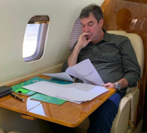 Bolsonarista, Riedel vai a encontro de governadores com Lula