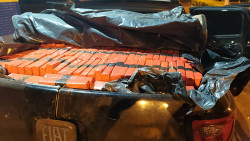 Polícia apreende Fiat Toro com 1.500 quilos de maconha