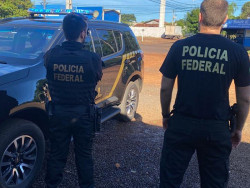 Polícia Federal cumpre três mandados de busca e apreensão e um de prisão preventiva em Dourados (Foto: Assessoria PF)