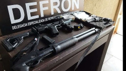 Jovem é presa com submetralhadora, cocaína e produtos furtados de transportadora em MS