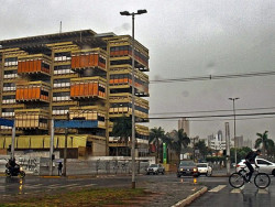Campo Grande e Dourados terão mínima de 22ºC e máxima de 30ºC.