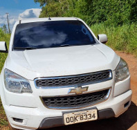 Bandidos abandonam viatura e pistola roubadas de delegado da PF