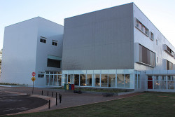 Prédio inaugurado em abril vai abrigar novos leitos (Divulgação)