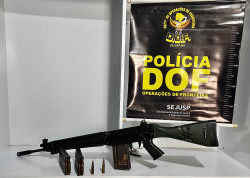 Fuzil apreendido durante operação (Foto: Assessoria)