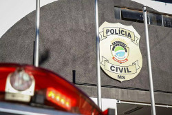 Cães farejadores encontraram 37 quilos de cocaína em caminhonete