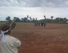 Três indígenas são presos em fazenda invadida de madrugada