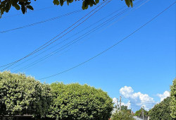 Sol e chuvas isoladas são previstas para este domingo em MS