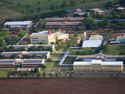 Iniciativa faz testes rápidos de HIV para comunidade acadêmica