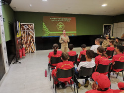 Alunos durante aula especial (Foto: Assessoria)