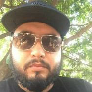 Pistoleiros matam homem a tiros, abandonam moto e fogem a pé