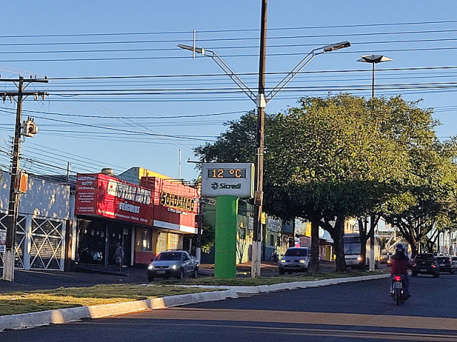 Frio de 12 graus na manhã de 27 de abril deste ano em Dourados (Imagem: Dourados Informa)