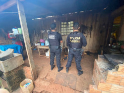 Polícia Federal durante operação (Foto: Assessoria)