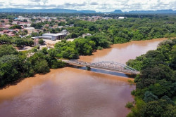 Rio Aquidauana atinge 7,48 metros e deixa cidade em alerta