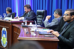 Vereadores de Dourados aprovam 11 projetos na 7ª sessão ordinária