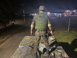 Polícia apreende sucata de baterias e multa empresa em R$ 350 mil