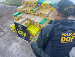 Traficantes fogem do DOF e caem em vala com quase 1 tonelada de droga