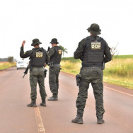 Policiais em patrulhamento (Foto: Assessoria DOF)
