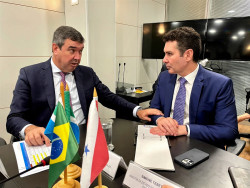 Riedel se reúne com ministros em busca de obras e serviços para MS