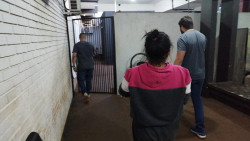 Mulher é flagrada com haxixe pelo DOF