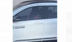 Casal flagrado em veículo oficial da prefeitura de Jaraguari (Foto: Reprodução)