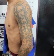 Jovem é preso por tráfico após polícia encontrar droga em sua casa