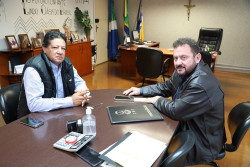 Laudir e Douradown firmam parceria para levar informações aos bairros