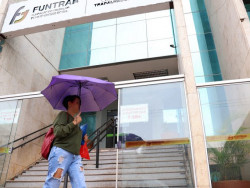 Com 33 agências de empregos na Capital e no interior do Estado (Foto: Reprodução)