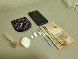 Homem recém saído do semiaberto é preso pela PM por tráfico de drogas