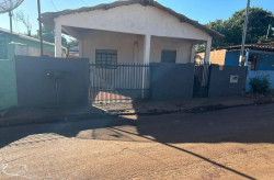 Rapaz é morto a golpes de faca pelo namorado da ex-mulher