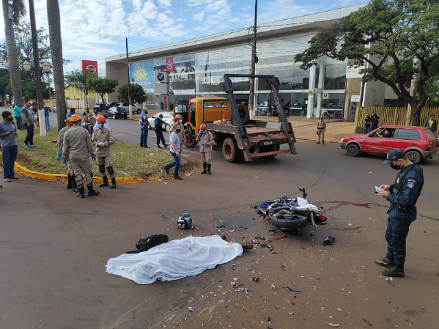 Jovem morre em acidente de trânsito em Dourados. Imagem (Adilson Domingos)