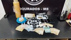 Guarda municipal, PM aposentado e filho são presos por tráfico