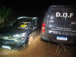 Carro abandonado encontrado pelo DOF (Foto: Assessoria/DOF)