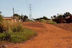 Renato Câmara cobra asfalto no Carisma e Pelicano, em Dourados